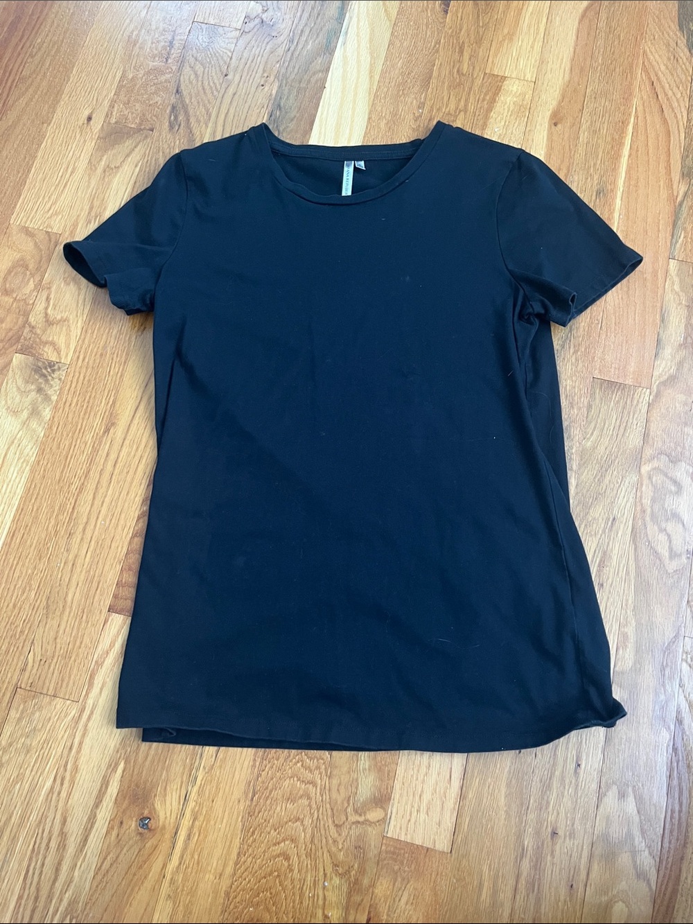 Banana Republic Black Short-Sleeve Crewneck Tee